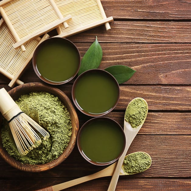 Green Tea Extracts To Hide Dark Spots Without Makeup